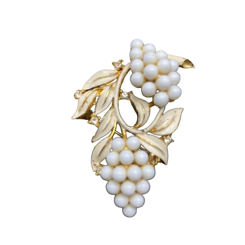 White enamel and gold vintage ring bracelet and berry grapes brooch